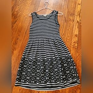 Black and white patterned dress, XS